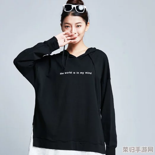 大尺码XXXXXXXXX79热门潮流穿搭指南，时尚女装大容量显瘦款式推荐