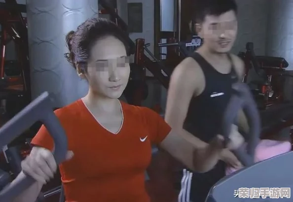 激情四射的老阿姨:她们的热情与活力让年轻人望尘莫及,生活的智慧与经历令人敬佩 激情四射的老阿姨:她们的热情与活力让年轻人望尘莫及,生活的智慧与经历令人敬佩