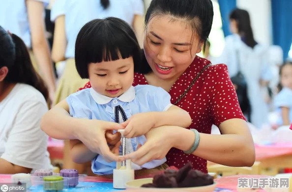 两人生小猴子不盖被子：这是一段感人至深的父母之爱，令人动容