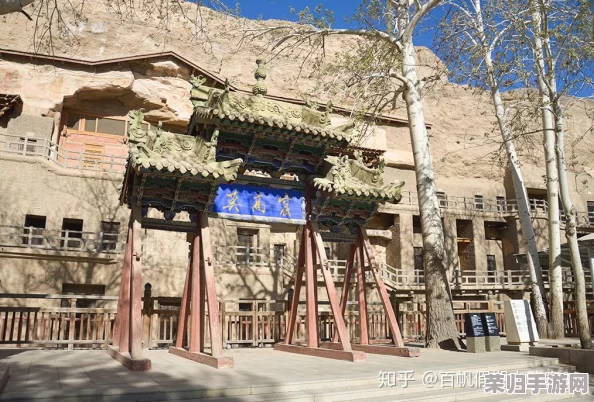 探秘莫高窟瑰宝:220窟艺术精粹提取指南,领略物华天宝历久弥新的独特魅力 探秘莫高窟瑰宝:220窟艺术精粹提取指南,领略物华天宝历久弥新的独特魅力
