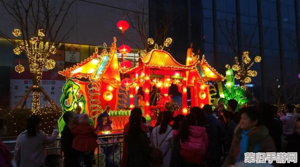 在火车和后妈妈谁在一起是什么书：一部引人深思的作品，探讨了复杂的人际关系与情感纠葛