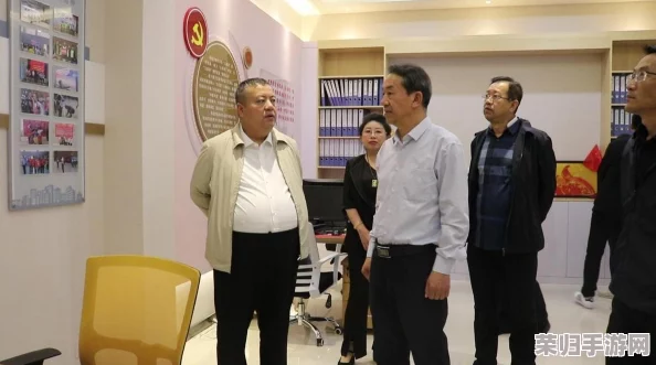 公园小树中老年交易图片应用场景：展现自然与人文交融的独特魅力与价值