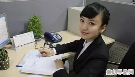 女保险公司推销员5中字：高薪福利待遇，快速晋升机会！