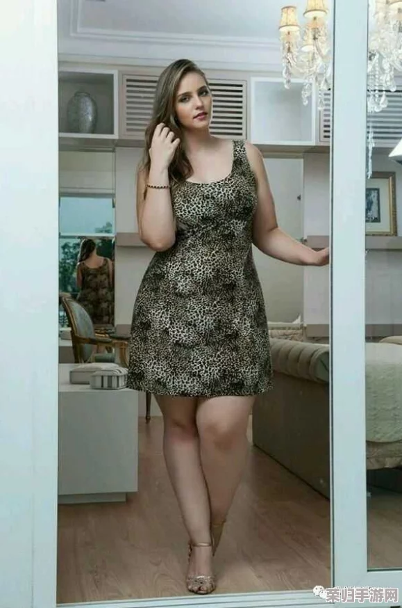 俄罗斯洋妞肉肉BBw:独特魅力与丰满身材的完美结合,令人心动不已! 俄罗斯洋妞肉肉BBw:独特魅力与丰满身材的完美结合,令人心动不已!
