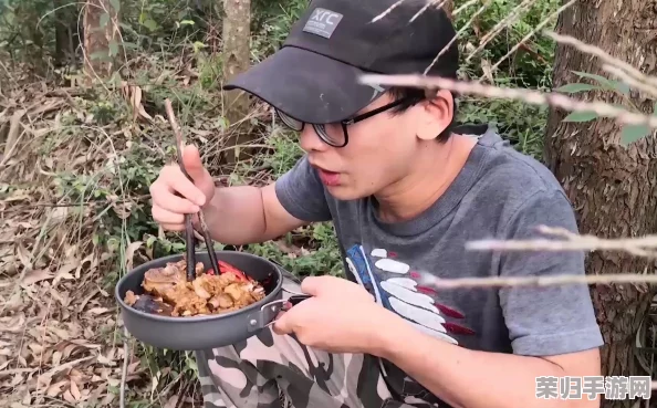 山里来的糙汉表哥在吃鸡讲的什么?带你领略乡村风味与游戏技巧的完美结合! 山里来的糙汉表哥在吃鸡讲的什么?带你领略乡村风味与游戏技巧的完美结合!