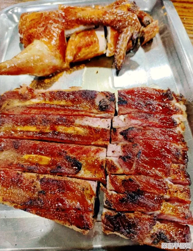 一个 上面一个下边啃B，用户评价：这道菜的味道真是让人意想不到，口感丰富，值得一试！