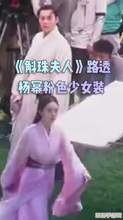 男生和女生一起相嗟嗟嗟免费，互动趣味十足，展现青春活力与友谊的美好瞬间